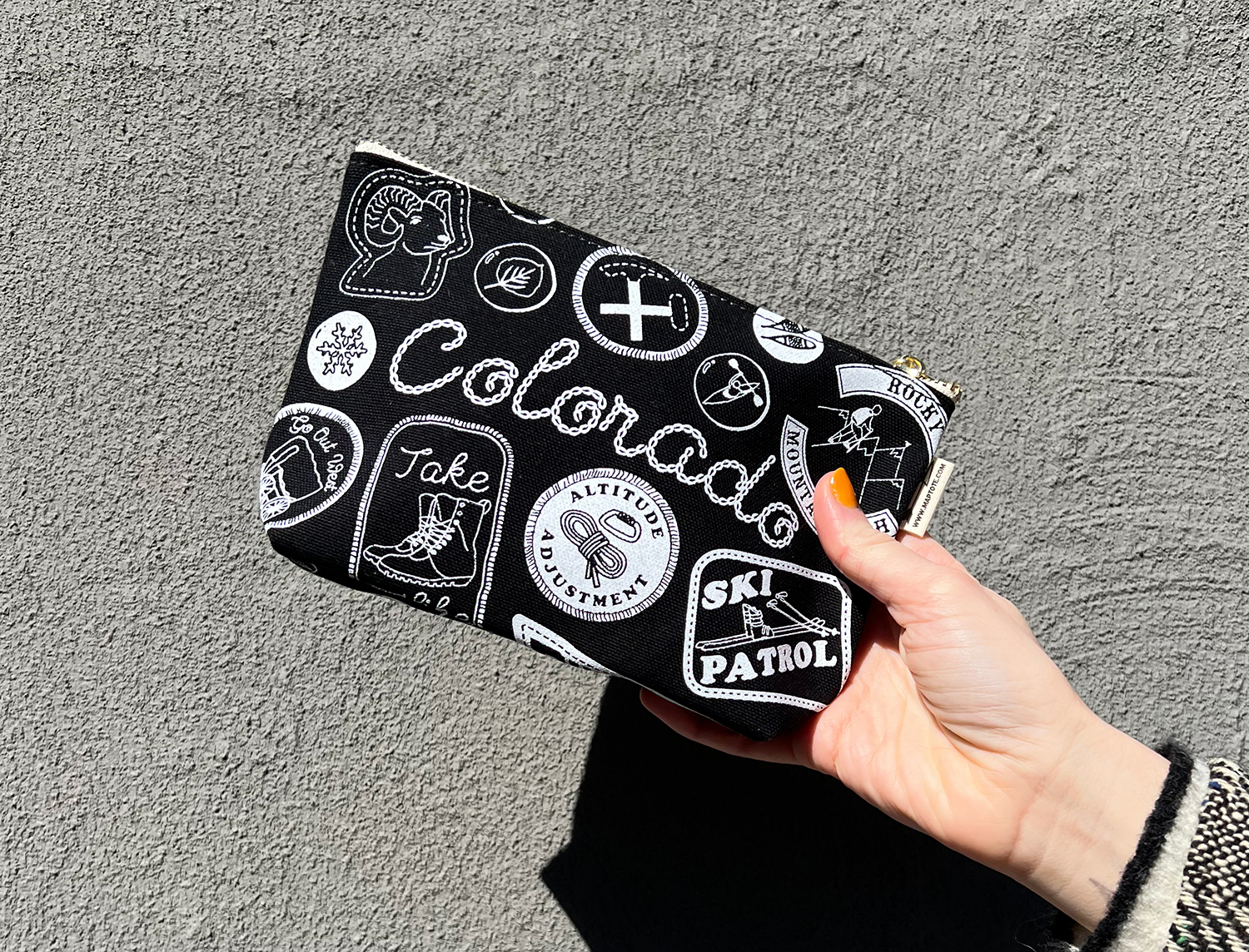 Colorado Pins & Patches Zipped Pouch