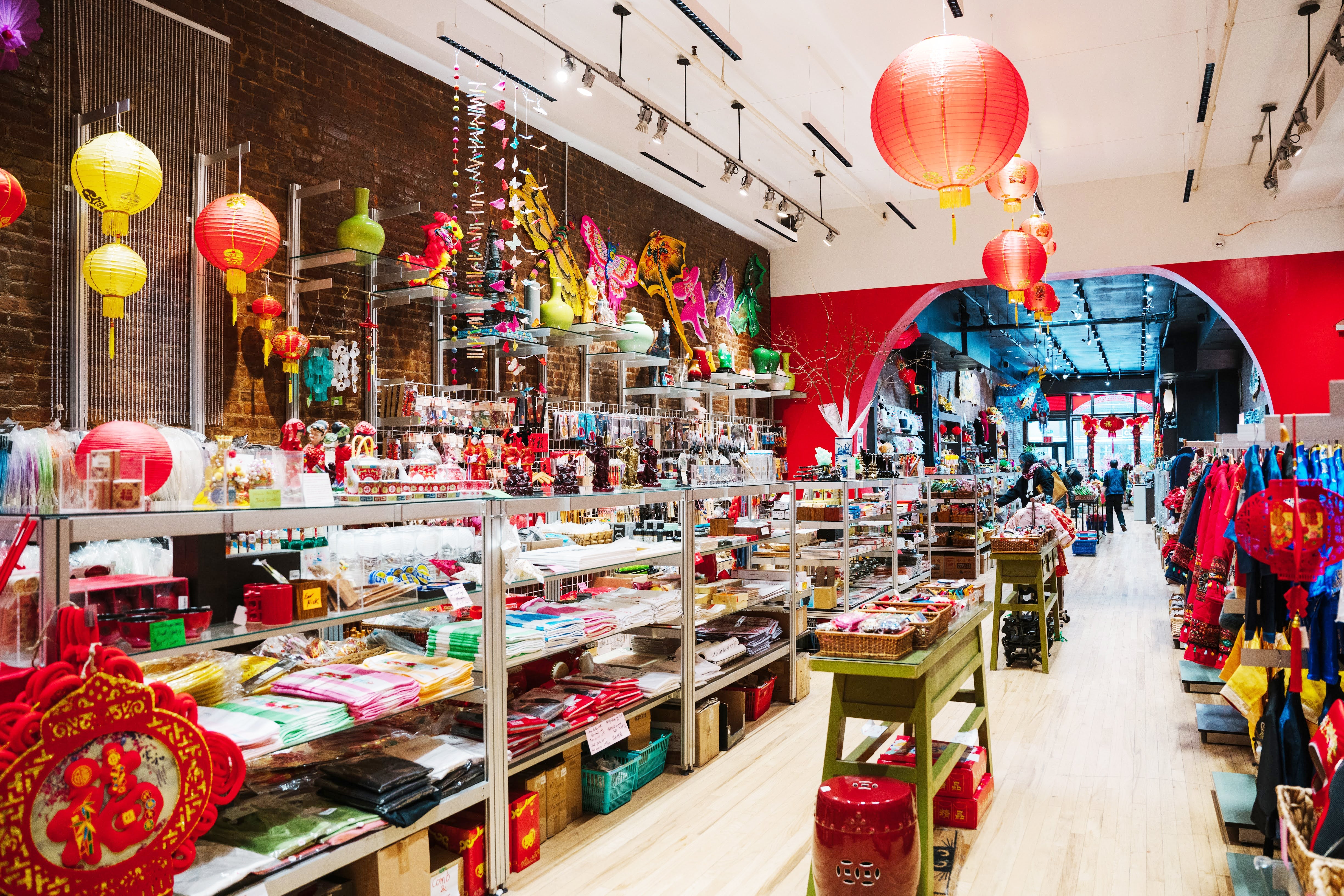 Custom Spotlight: Pearl River Mart