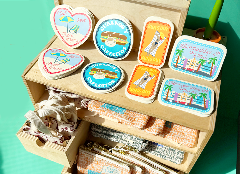 Cute Add Ons – Map Accessories & Small Gifts